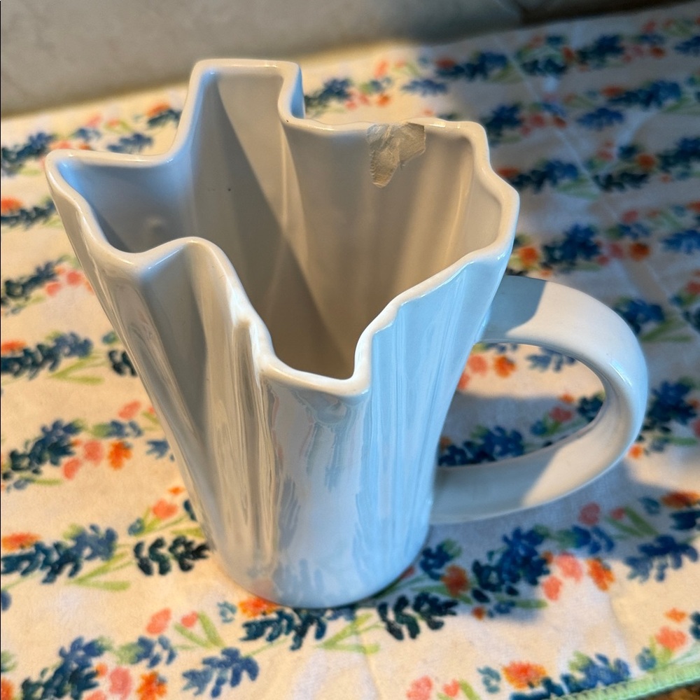 White Star-Shaped Ceramic Mug
